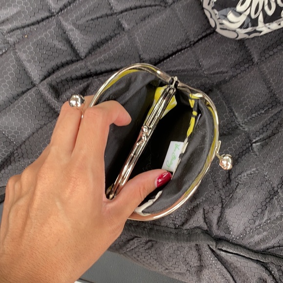 6 piece Vera Bradley set . - Picture 10 of 13